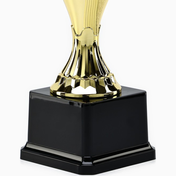 Кубок 188 С, наградная фигура, золото, подставка пластик, 23,5 х 13 х 8 см