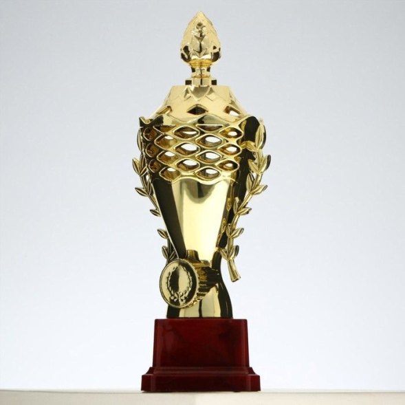 Кубок 184C, зол., подставка пластик, 21 × 9 × 6.5 см